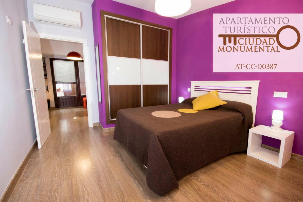 Apartamento Ciudad Monumental Cáceres Exterior photo